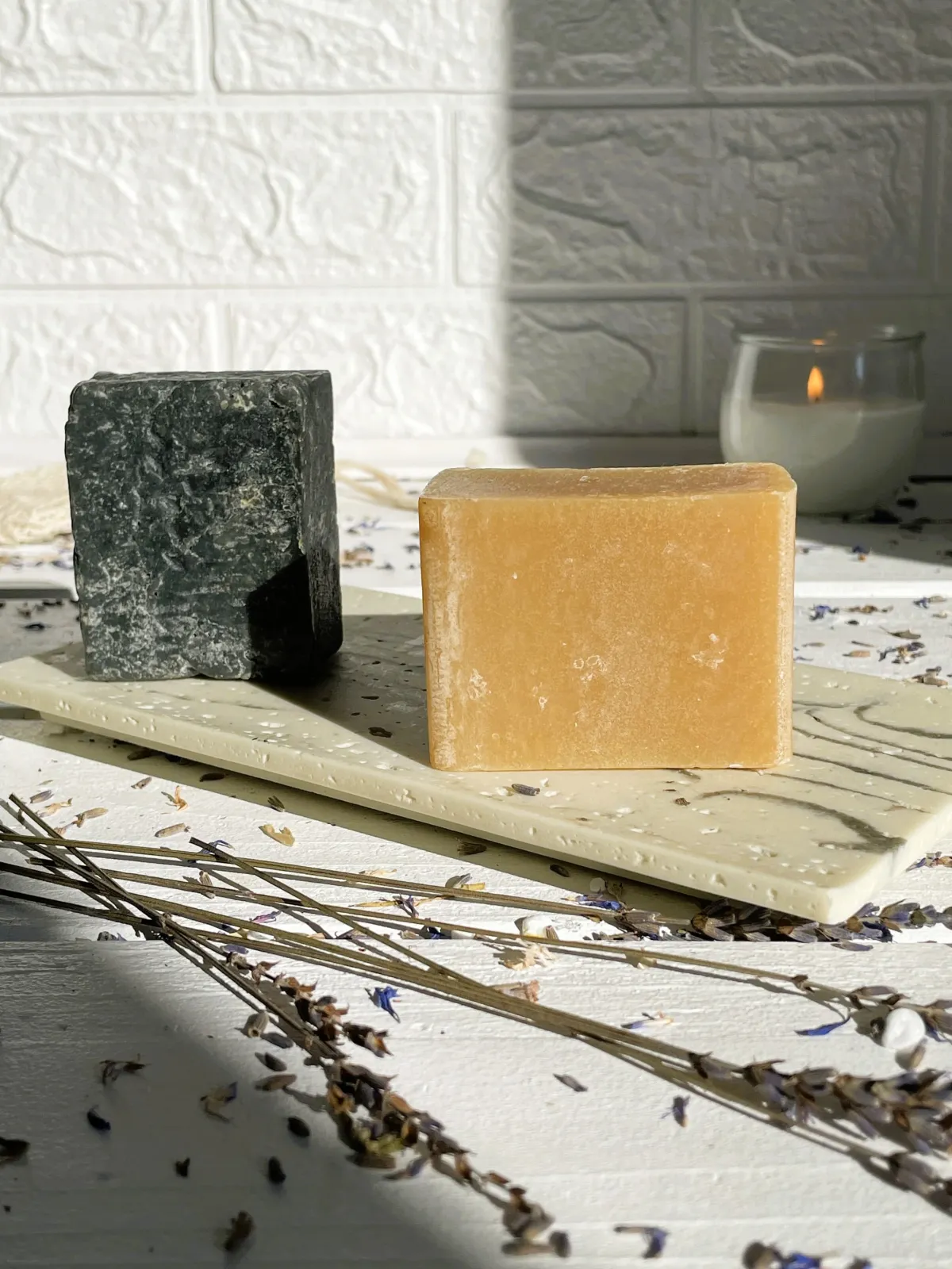 Coconut, olive & carbon classic soap set