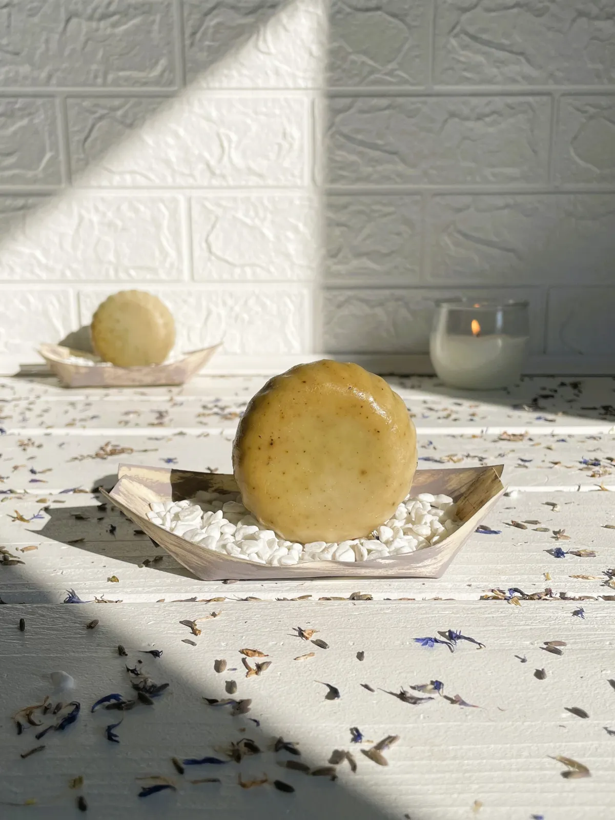 White clay & salt round soap