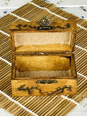 Rectangular Lichtenberg wooden box with hazelnut finish