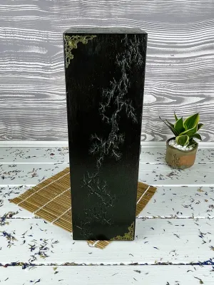 Rectangular Lichtenberg wooden wine box with wenge and hazelnut finish