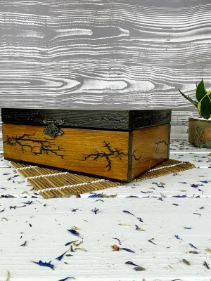 Lichtenberg wooden memory box with hazelnut and wenge finish