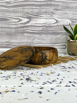 Round Lichtenberg wooden jewelry box with hazelnut finish