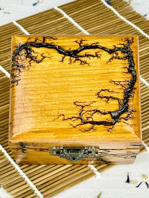 Cube Lichtenberg wooden jewelry box with oak finish