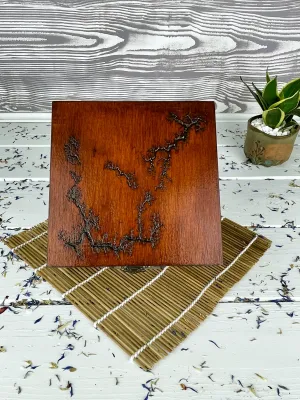 Square Lichtenberg wooden tea box with 4 compartments and chestnut finish