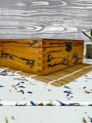 Lichtenberg wooden tea box with 6 compartments and oak finish