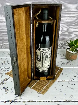 Rectangular Lichtenberg wooden wine box with wenge and hazelnut finish