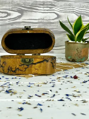 Oval Lichtenberg wooden box with hazelnut finish