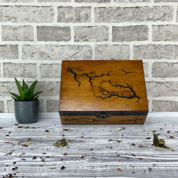 THE ARTISAN'S WOODEN JEWELRY BOX 2