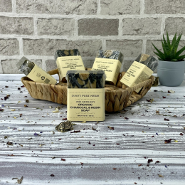 THE ARTISAN'S CHARCOAL AND RESIN SOAP