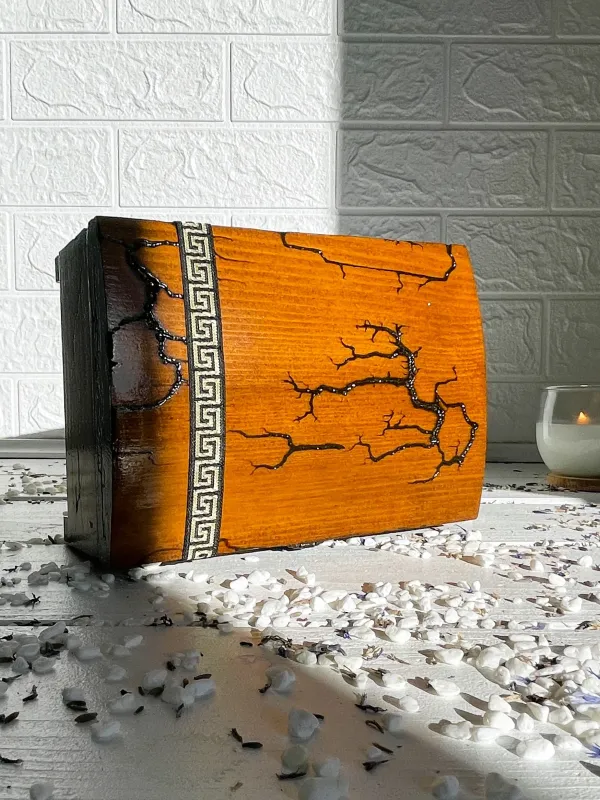 Product Lichtenberg wooden jewelry chest with hazelnut and wenge finish Image