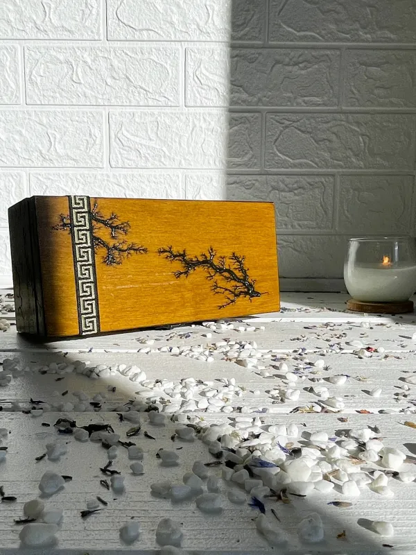 Product Lichtenberg wooden tea box with 3 compartments and walnut finish Image