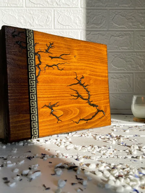 Product Lichtenberg wooden jewelry box with hazelnut finish Image