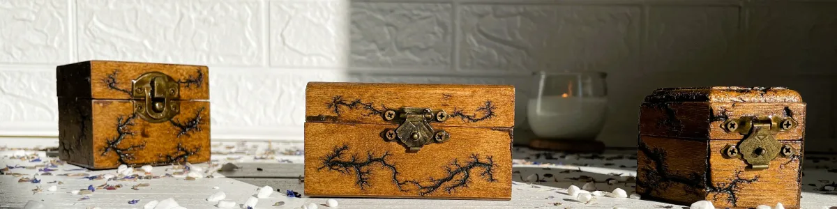 • Unique wooden boxes for rings & earrings