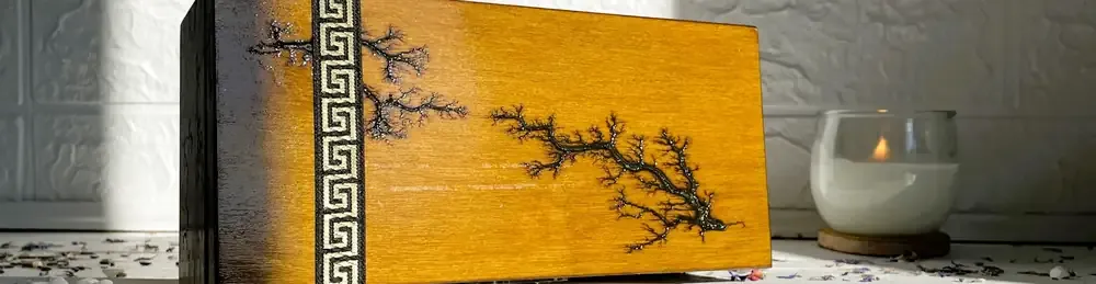 • Unique wooden tea boxes